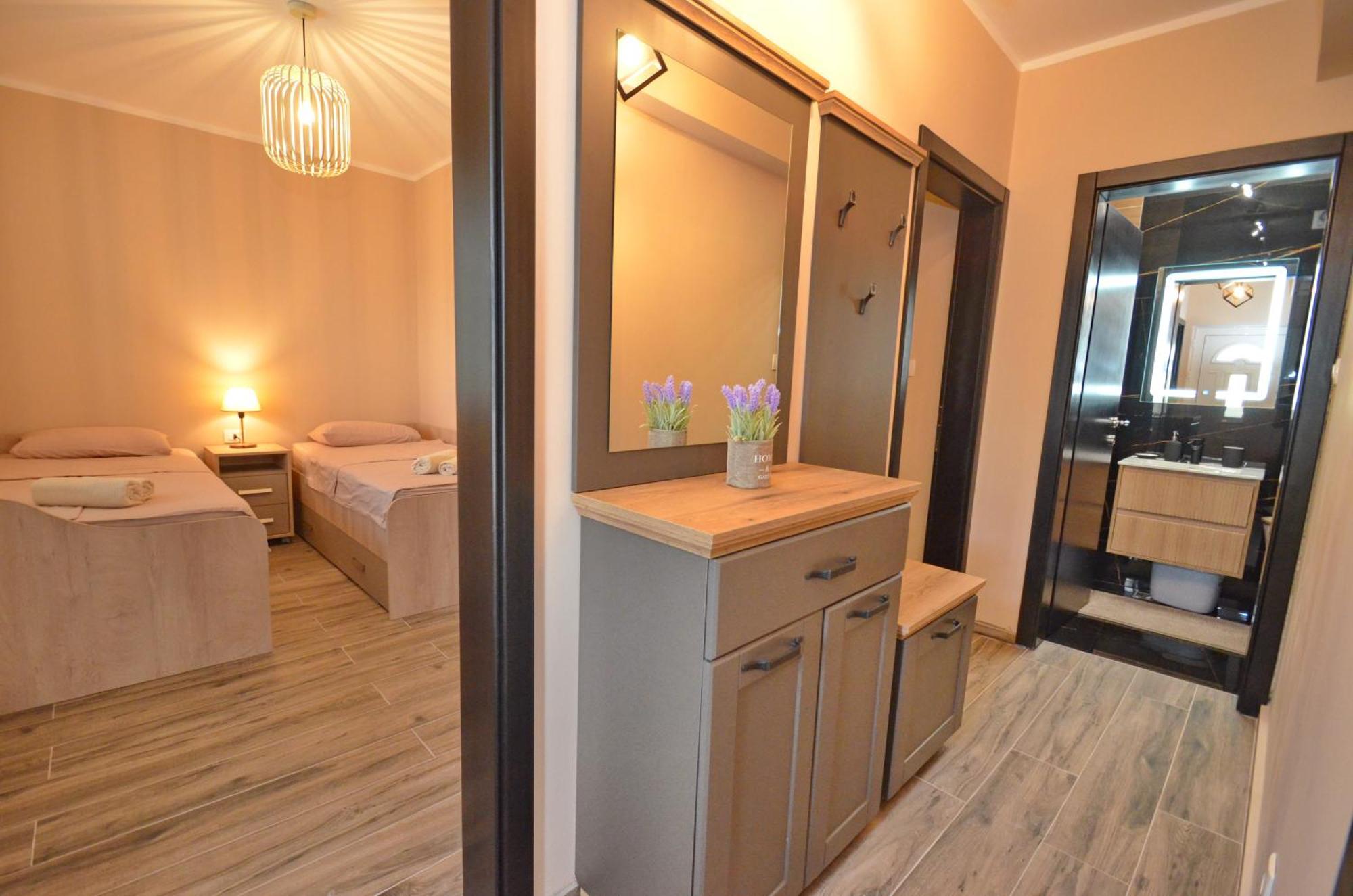 Apartments Orizzonte With Beautiful View Of The Bay โกตอร์ ภายนอก รูปภาพ