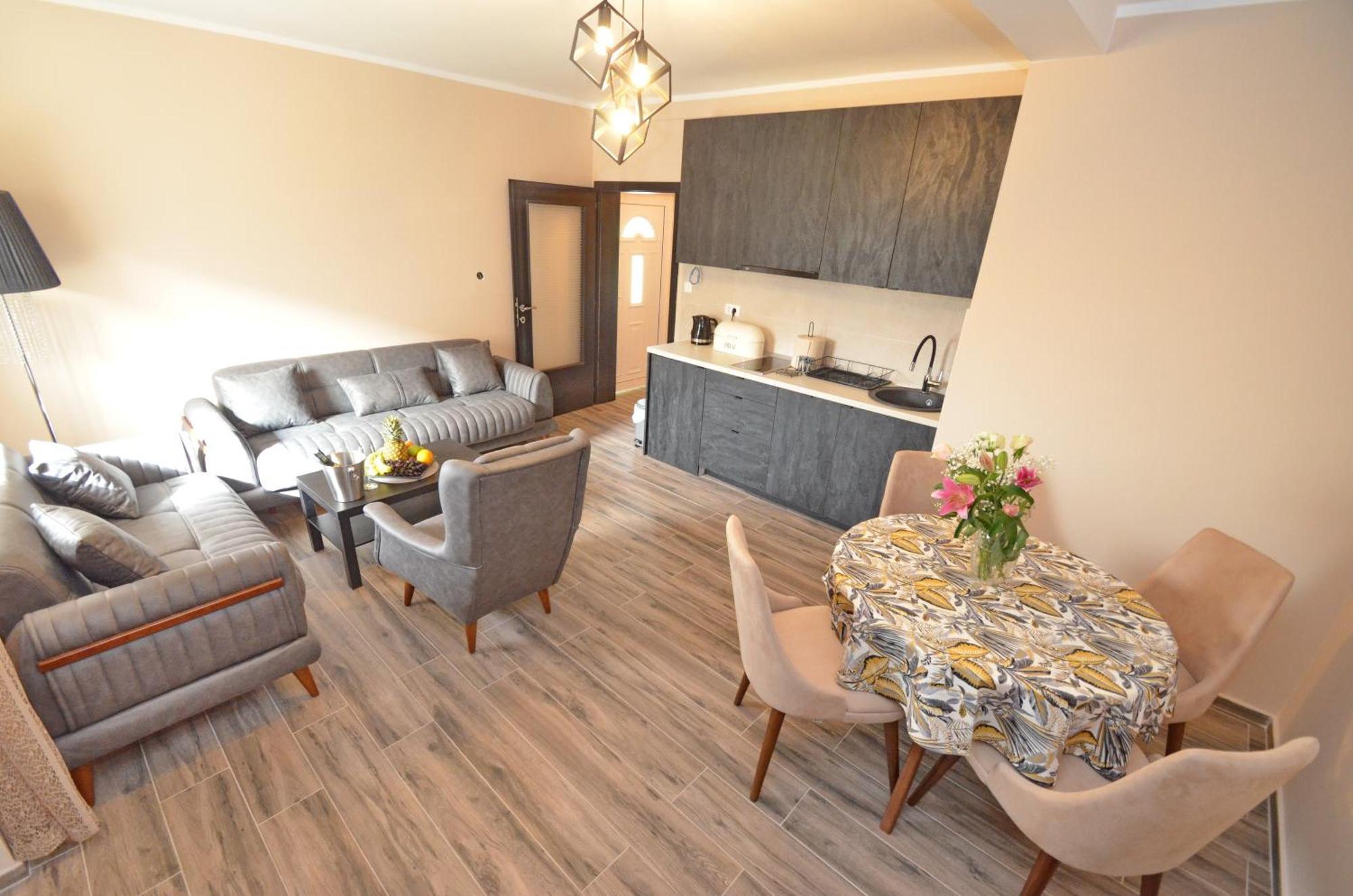 Apartments Orizzonte With Beautiful View Of The Bay โกตอร์ ภายนอก รูปภาพ