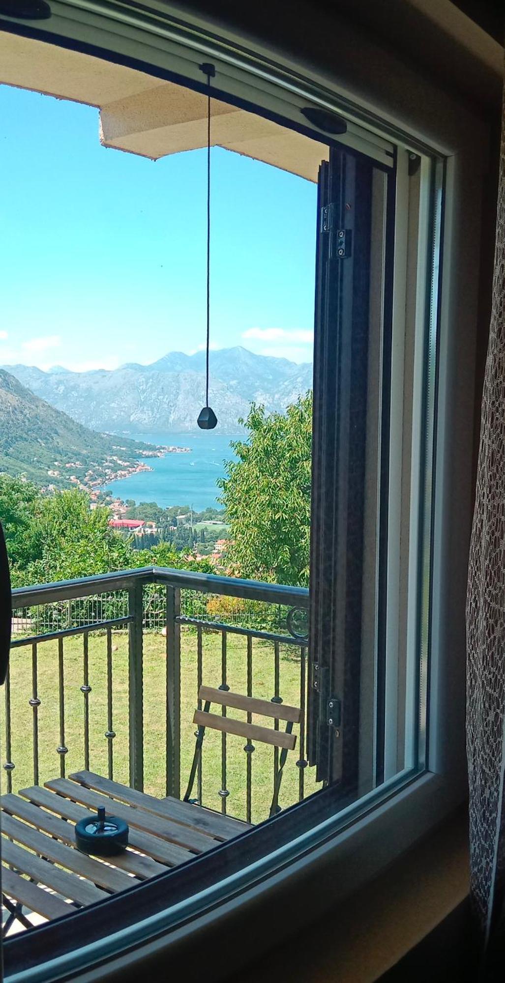 Apartments Orizzonte With Beautiful View Of The Bay โกตอร์ ภายนอก รูปภาพ