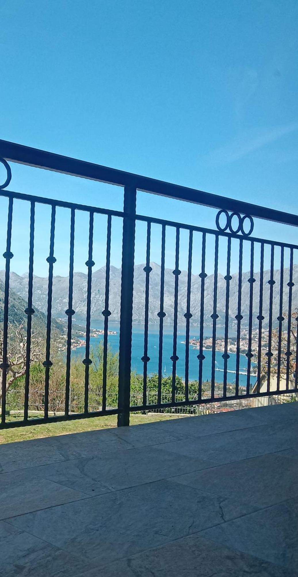 Apartments Orizzonte With Beautiful View Of The Bay โกตอร์ ภายนอก รูปภาพ